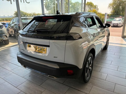 Peugeot 2008 1.2 Puretech Gt #5