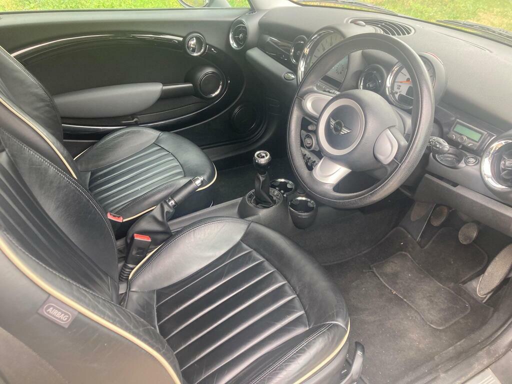 Mini Hatch Cooper 1.6 Cooper 118 Bhp Black #11