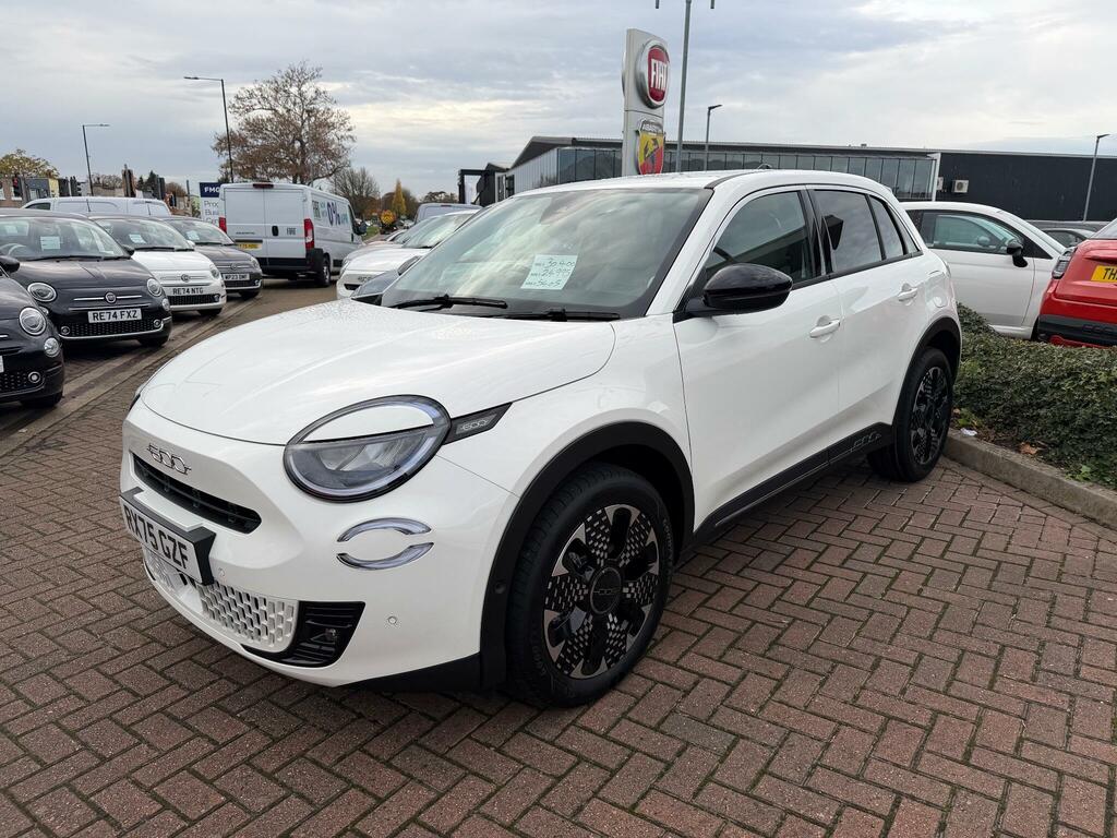 Fiat 600 1.2 1.2 Mhev La Prima Suv Hybrid E-dct RX26GHY White #5