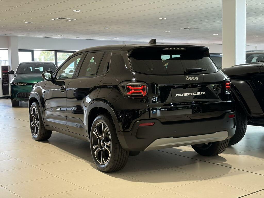 Jeep Avenger 54Kwh Summit Suv 156 Ps RX26GKD Black #3