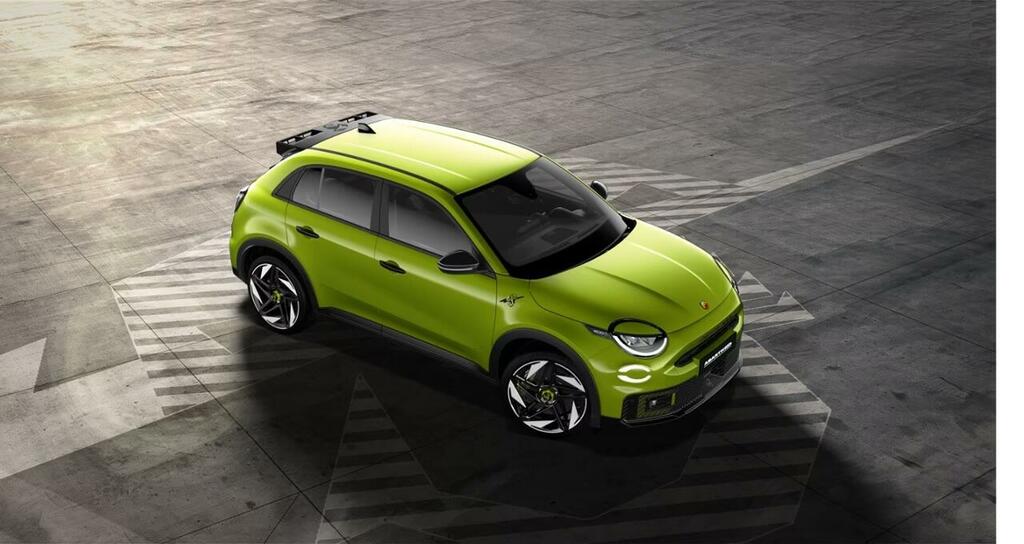 Abarth 600e 54Kwh Turismo Suv 240 Ps Green