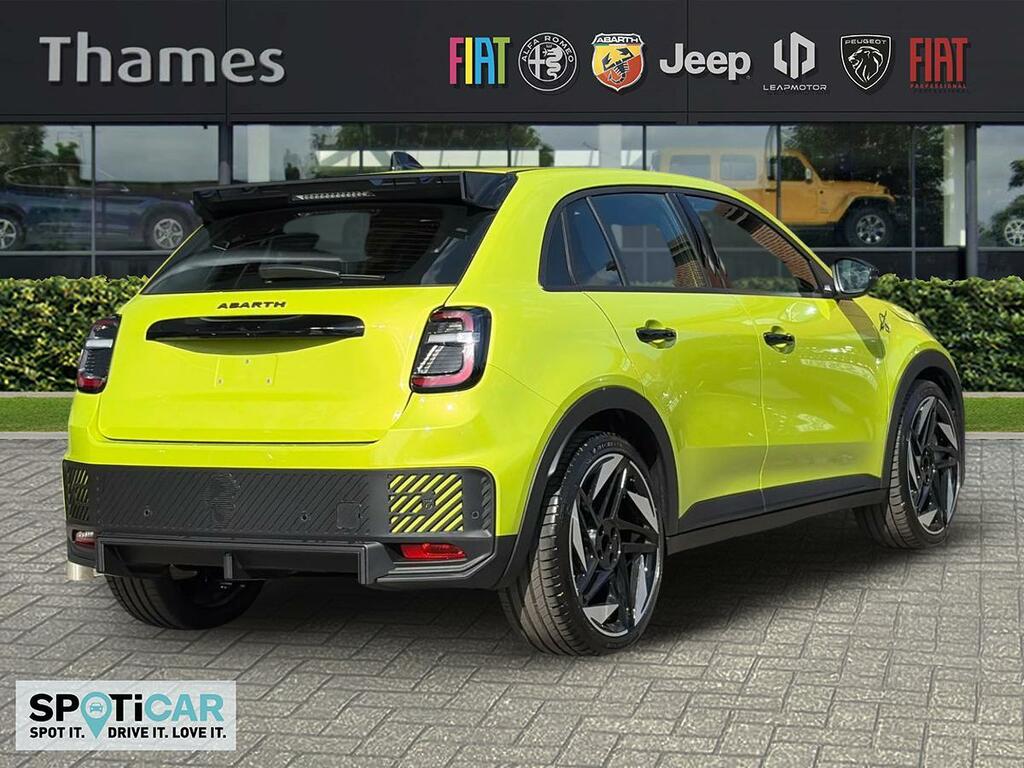 Abarth 600e 54Kwh Turismo Suv 240 Ps Green #3