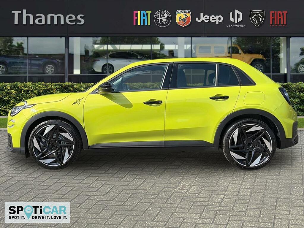 Abarth 600e 54Kwh Turismo Suv 240 Ps Green #6