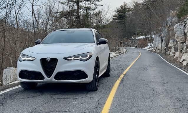 Alfa Romeo Stelvio 2 2.0T Tributo Italiano Suv Q4 Awd Black #5