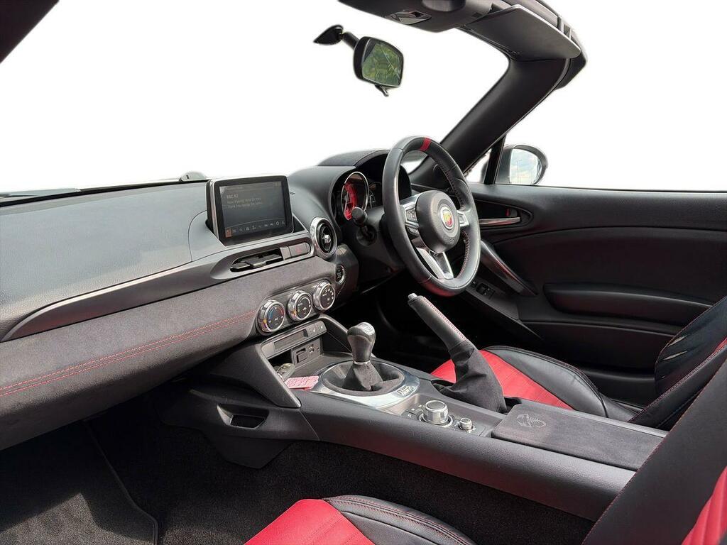 Abarth 124 Spider 1.4 Multiair Convertible Euro 6 Black #14