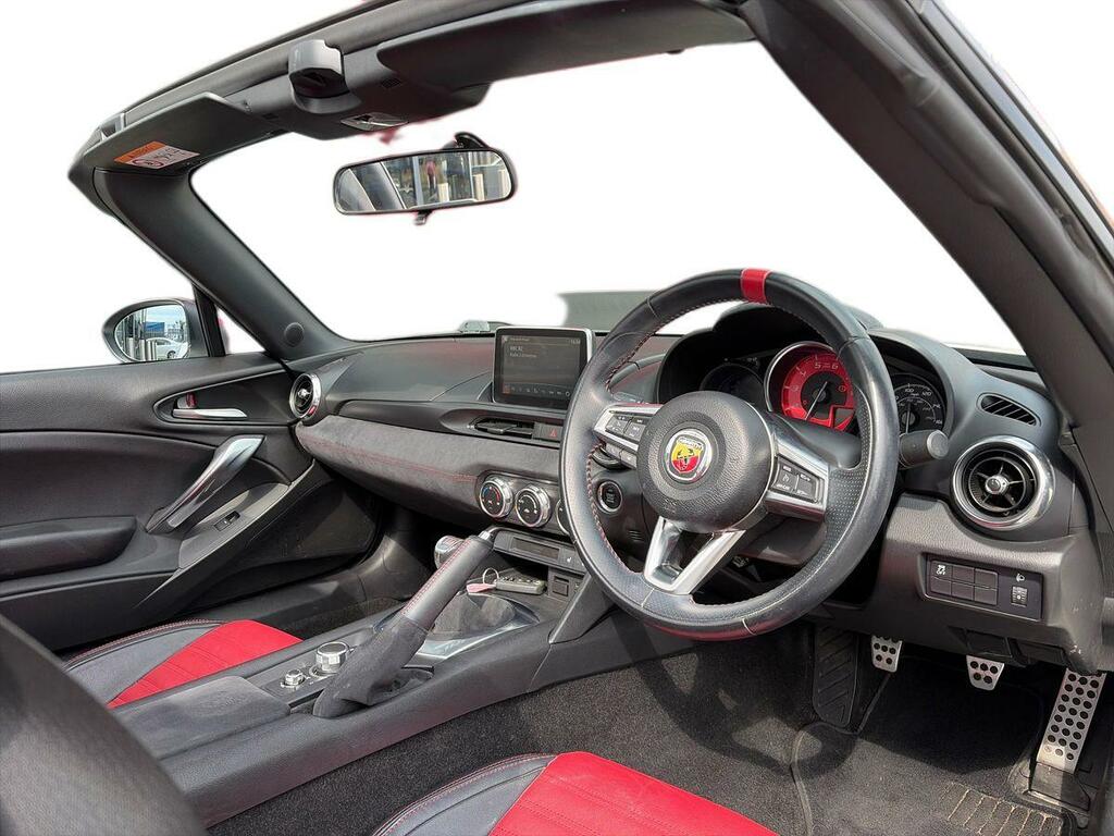 Abarth 124 Spider 1.4 Multiair Convertible Euro 6 Black #11