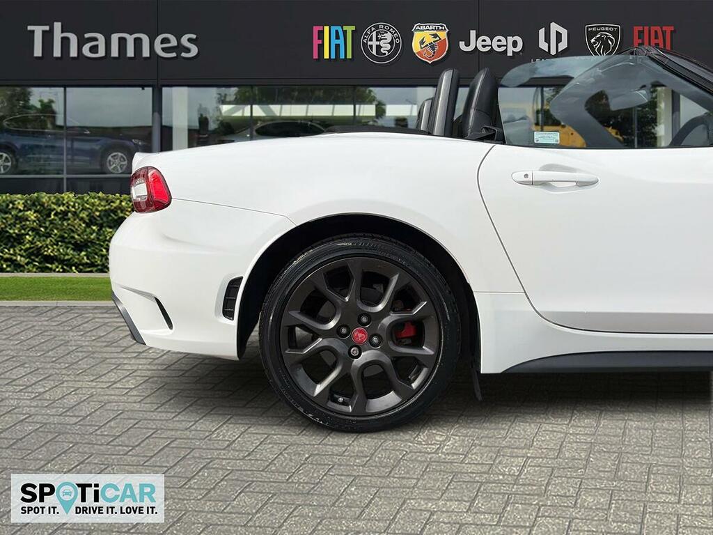 Abarth 124 Spider 1.4 Multiair Convertible Euro 6 Black #9