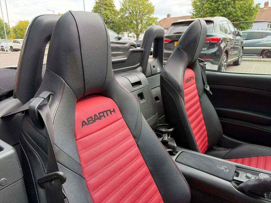 Abarth 124 Spider 1.4 Multiair Convertible Euro 6 Black #25