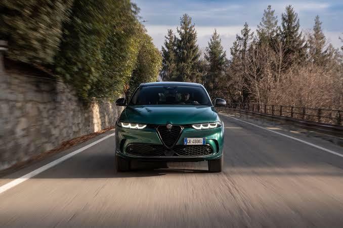 Alfa Romeo Stelvio 2 2.0T Tributo Italiano Suv Q4 Awd Black #5