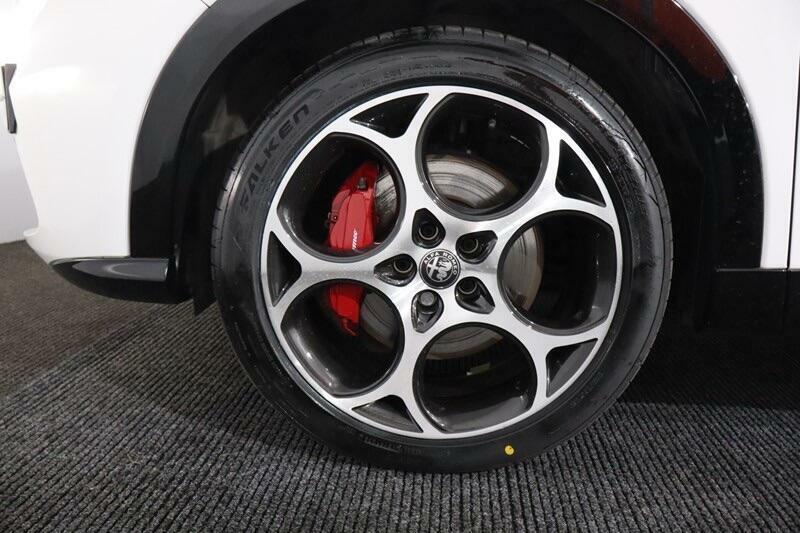 Alfa Romeo Tonale 1.3 Phev Ti Red #12