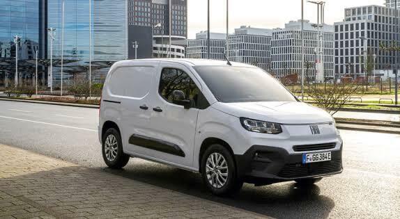 Fiat Doblo 1.5 1.5 Multijet3 Plus Panel Van 6Dr White #4