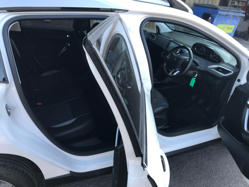 Peugeot 2008 1.6 Bluehdi Allure Suv Euro 6 S #5
