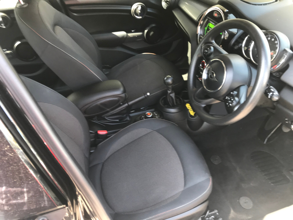 Mini Hatch 1.5 Cooper Classic Hatchback Eur RX19LBP #3