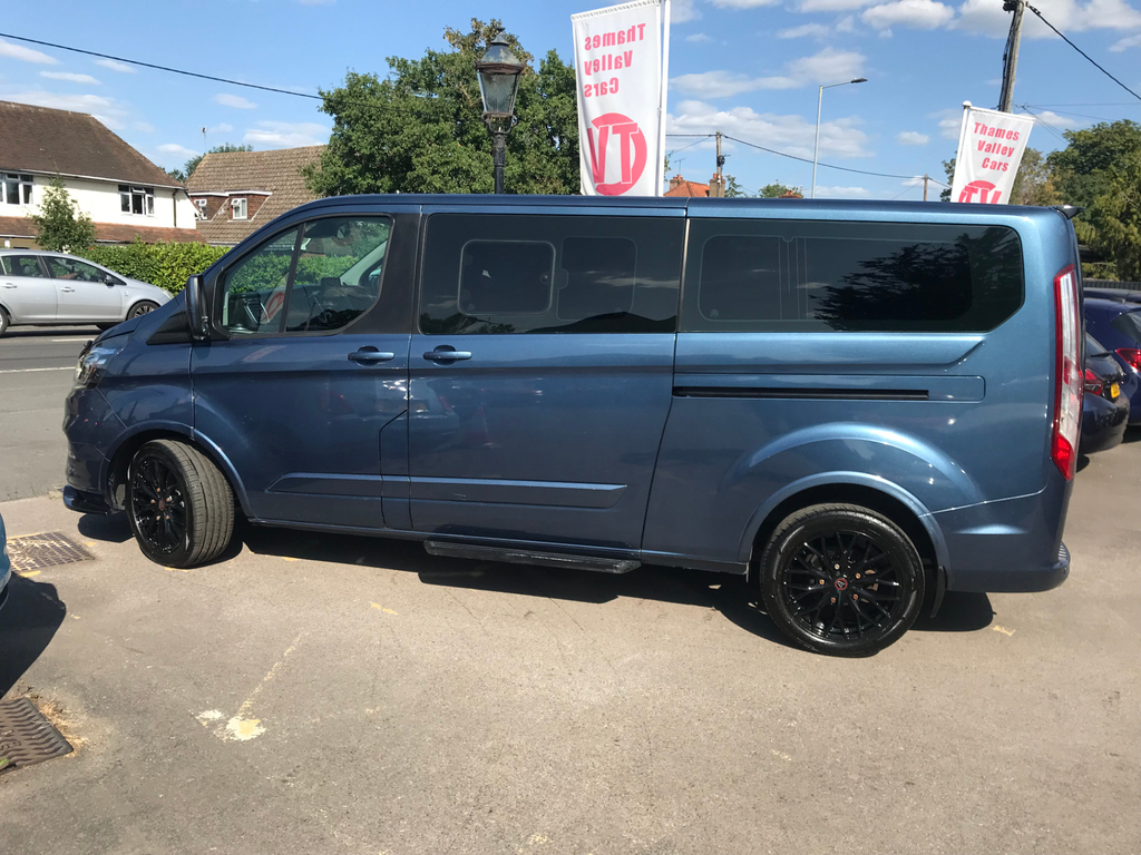 Ford Tourneo Custom 2.0 320 Ecoblue Titanium Minibus Double Cab Di  #5