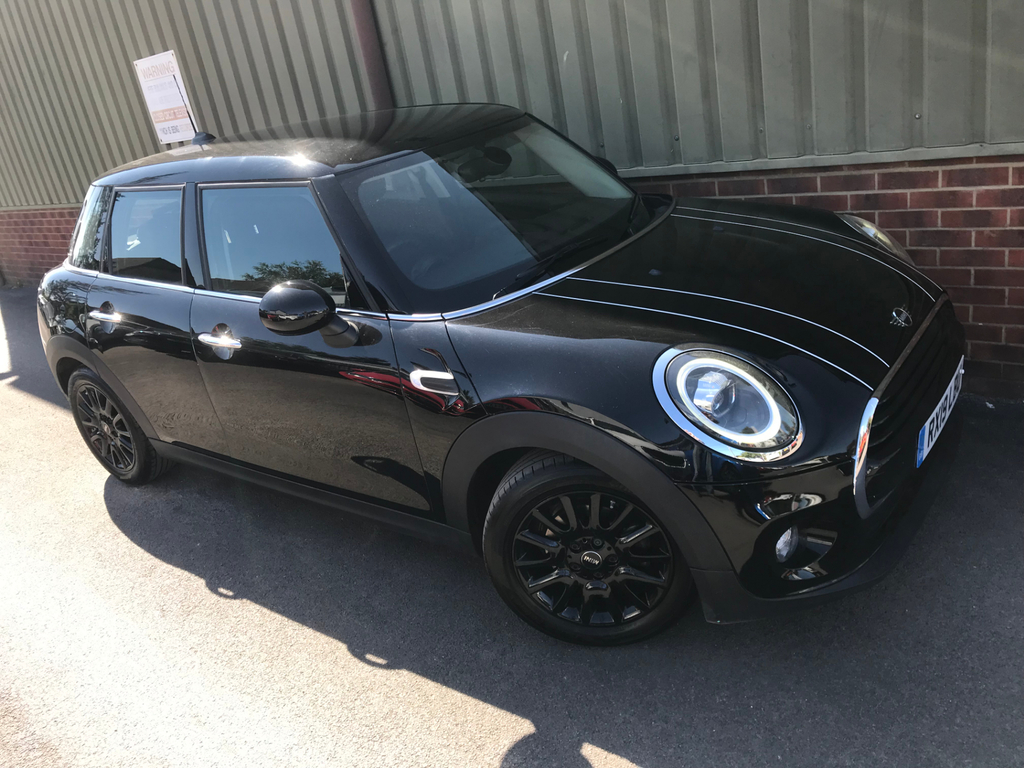 Mini Hatch 1.5 Cooper Classic Hatchback Eur