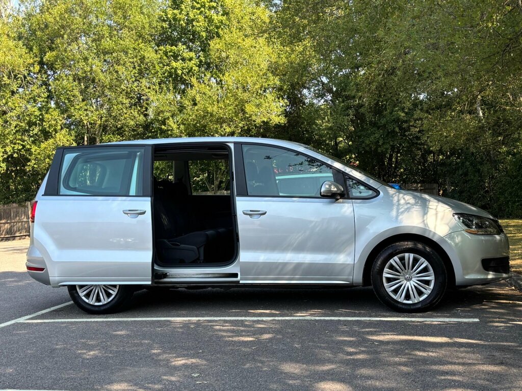 Volkswagen Sharan Se Navigation Tsi Gold #26