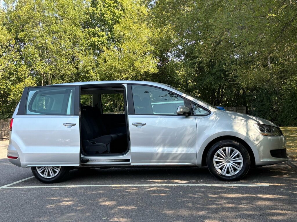 Volkswagen Sharan Se Navigation Tsi Gold #16