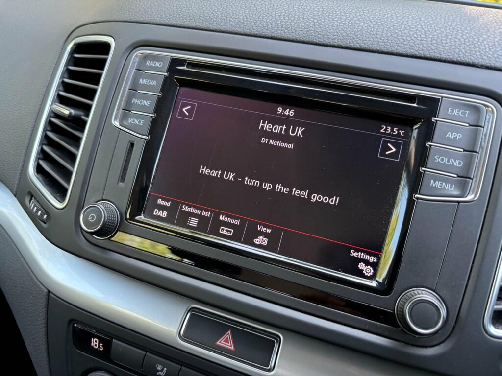 Volkswagen Sharan Se Navigation Tsi Gold #42