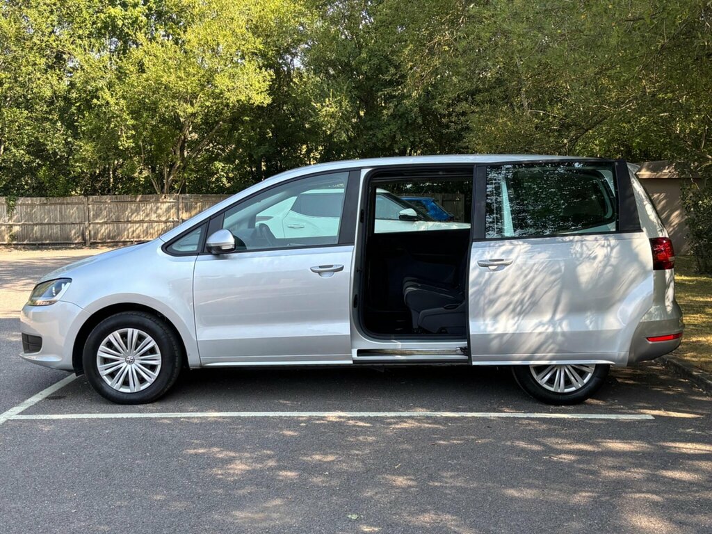 Volkswagen Sharan Se Navigation Tsi Gold #38