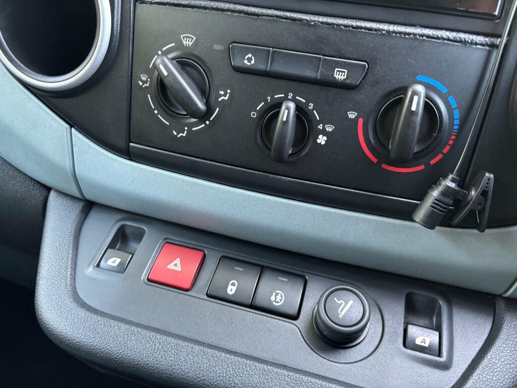Citroen Berlingo Multispace 2013 63 Blue #38