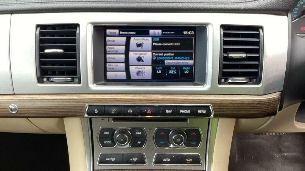 Jaguar XF Saloon 2.0D R-sport Euro 6 Ss 201565 White #8