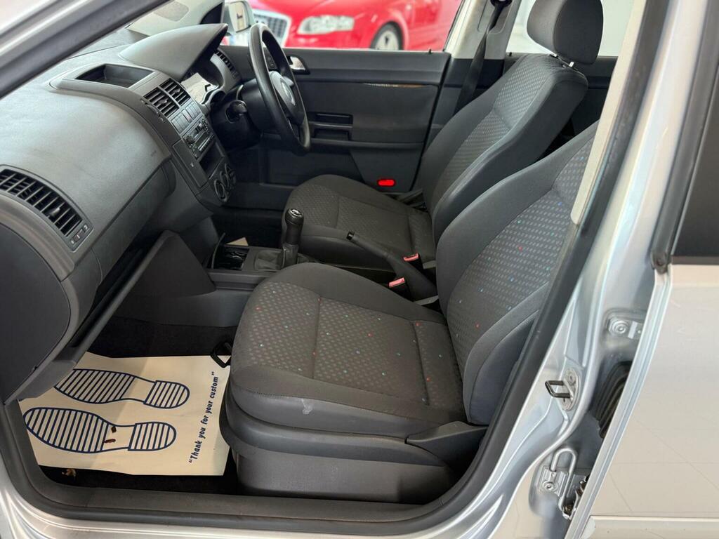 Volkswagen Polo 1.2 E Silver #9