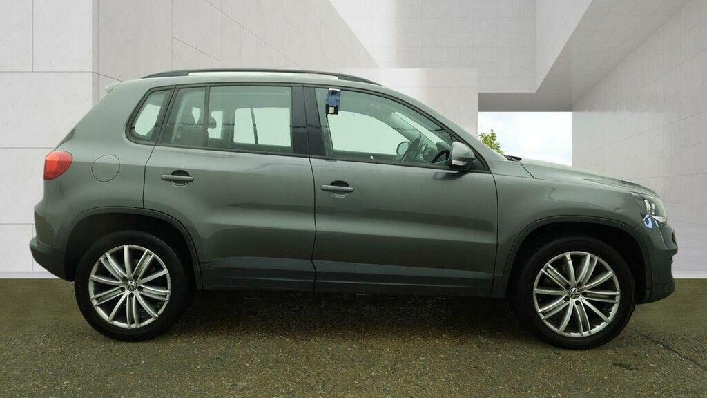 Volkswagen Tiguan 2.0 Tdi Bluemotion Tech Sport Deposit Taken White #8