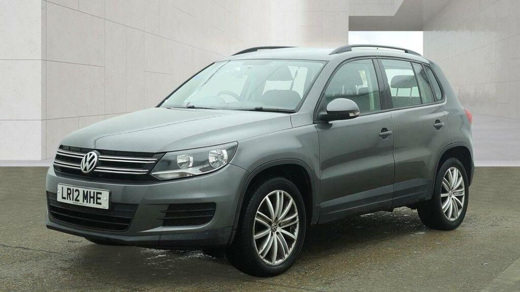 Volkswagen Tiguan 2.0 Tdi Bluemotion Tech S Dsg 4Wd Euro 5 Ss Grey #2