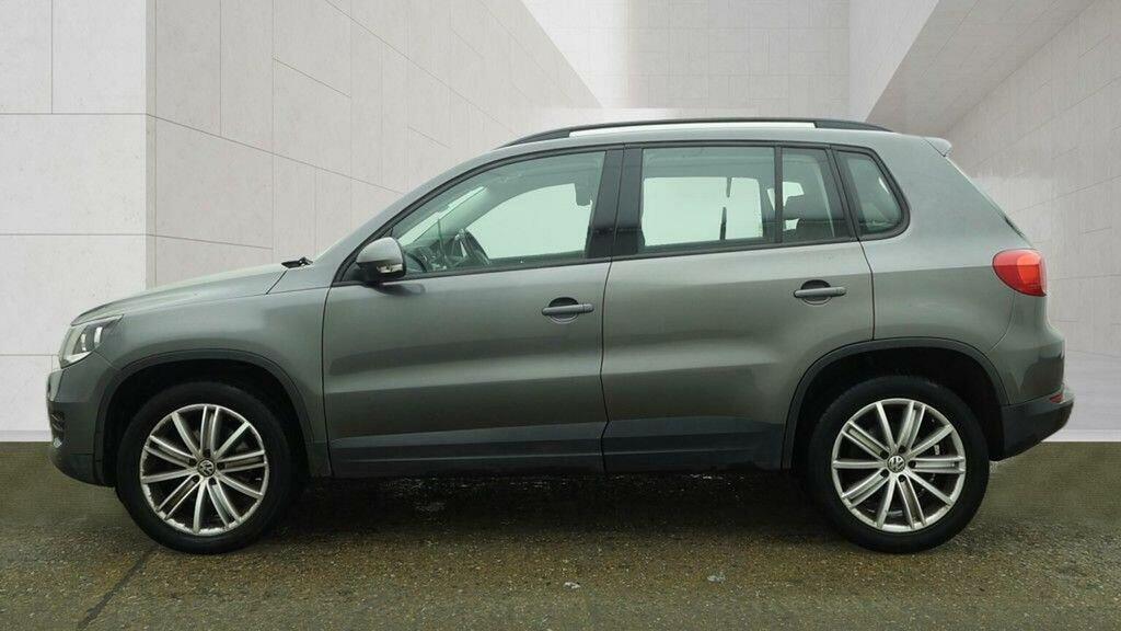 Volkswagen Tiguan 2.0 Tdi Bluemotion Tech Sport Deposit Taken White #10