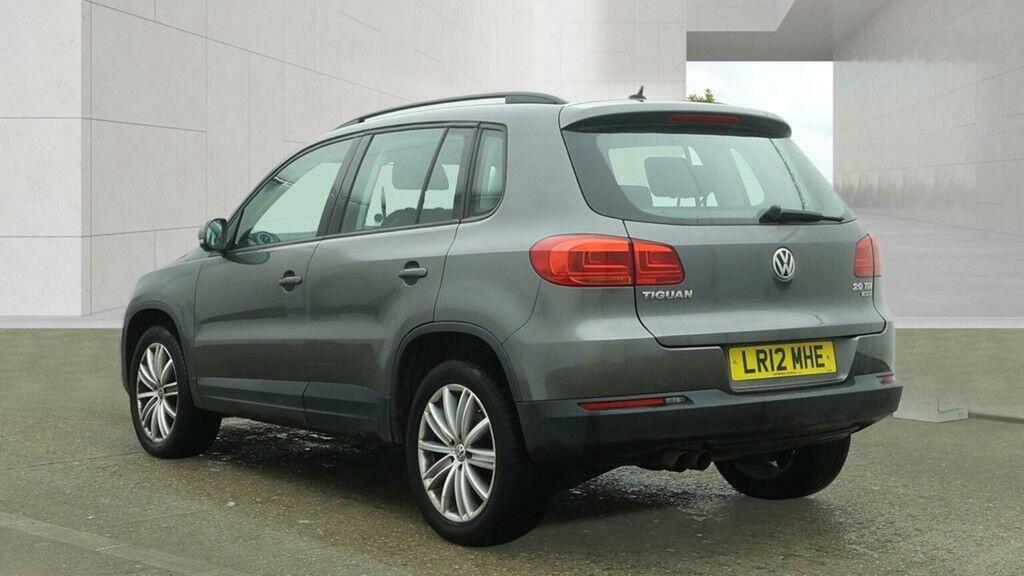 Volkswagen Tiguan 2.0 Tdi Bluemotion Tech S Dsg 4Wd Euro 5 Ss Grey #3