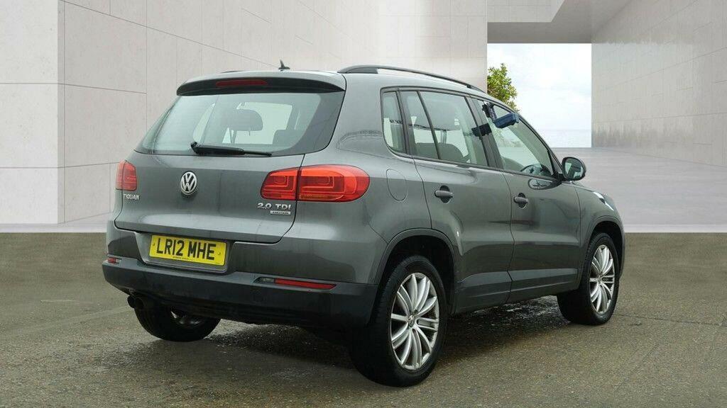 Volkswagen Tiguan 2.0 Tdi Bluemotion Tech S Dsg 4Wd Euro 5 Ss Grey #4