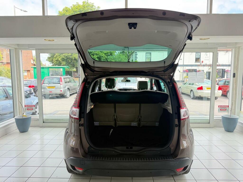 Renault Scenic Blue #25