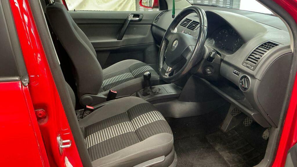Volkswagen Polo 1.2 E Blue #5
