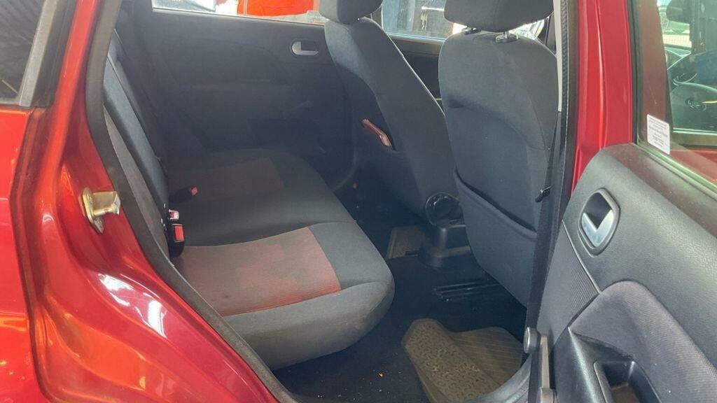 Ford Fiesta 1.25 Zetec Climate Red #3