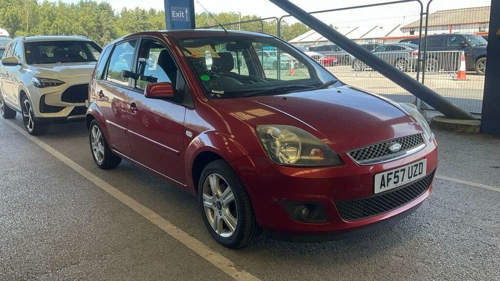 Ford Fiesta 1.25 Zetec Climate Red