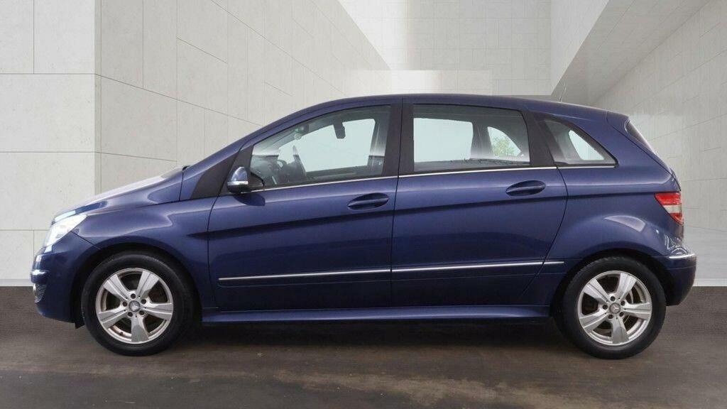 Mercedes-Benz B Class Mpv Silver #10