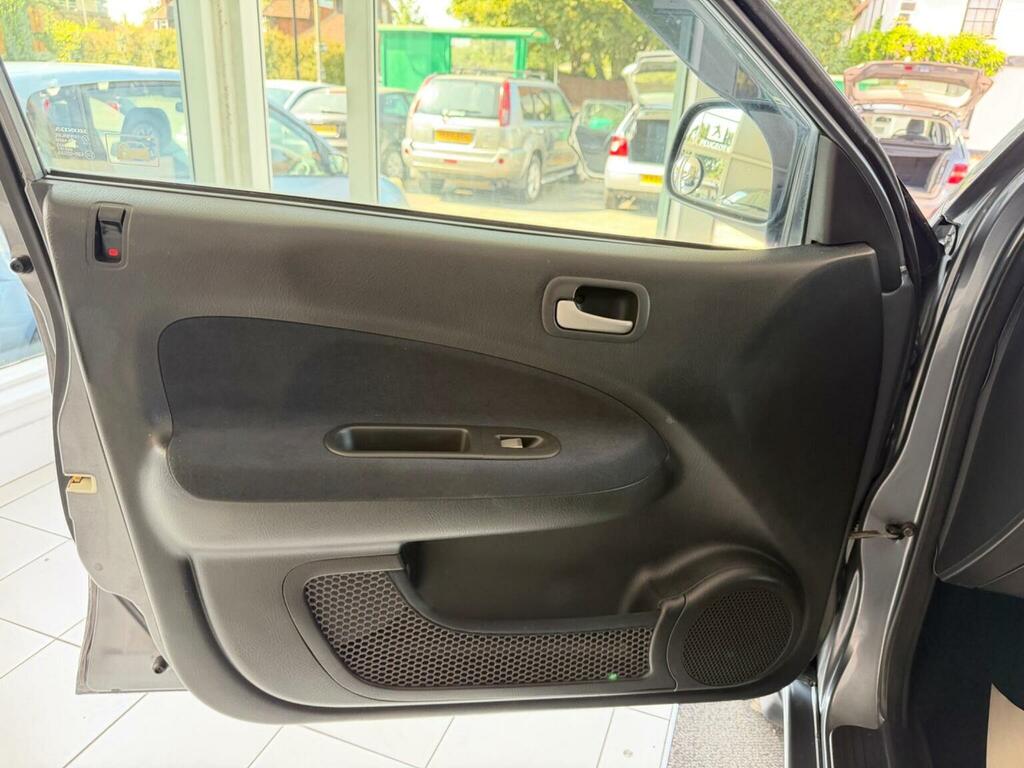 Honda Hr-V 4Wd 5-Door Grey #19