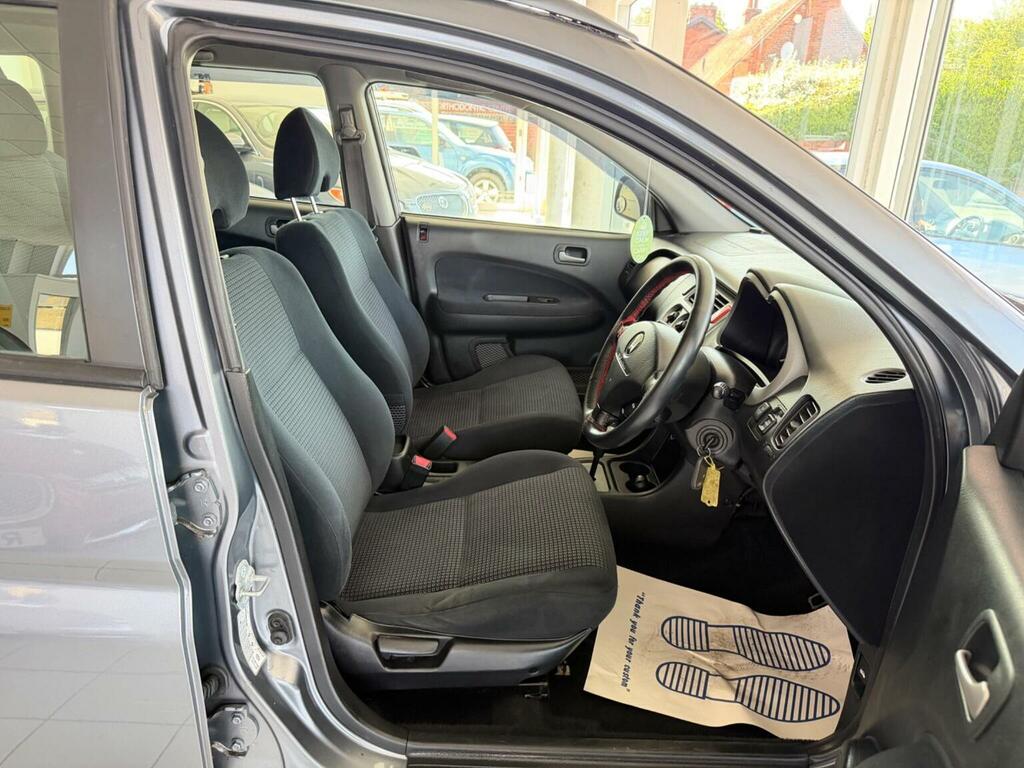 Honda Hr-V 4Wd 5-Door Grey #11