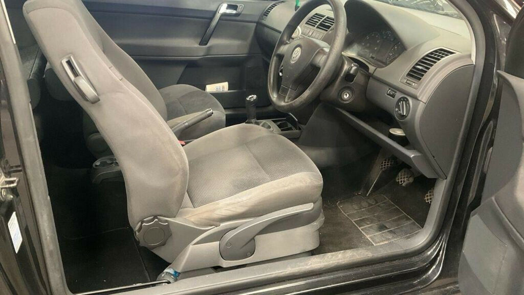 Volkswagen Polo 1.4 Match Grey #8