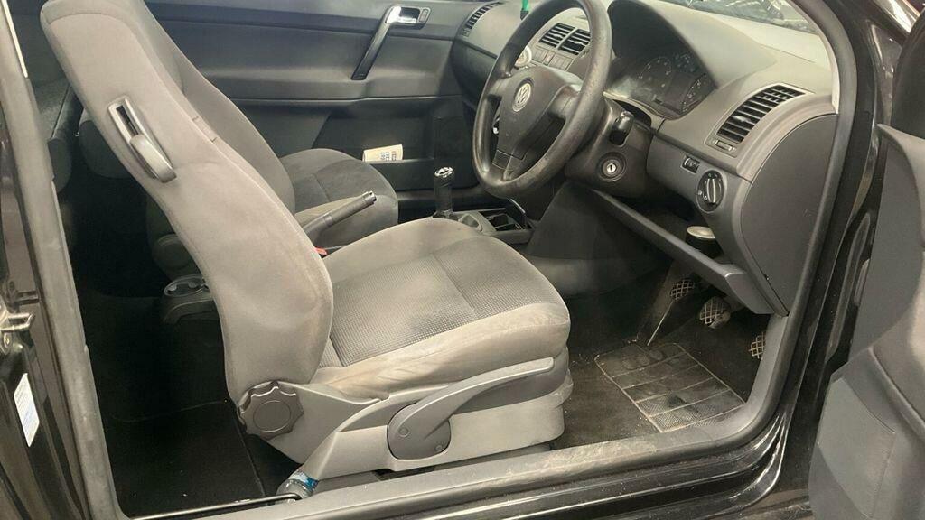 Volkswagen Polo 1.4 Match Grey #3