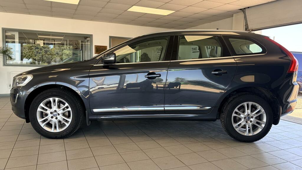 Volvo XC60 2.4 D5 Se Lux Nav Suv Geartronic Awd Eu Grey #2