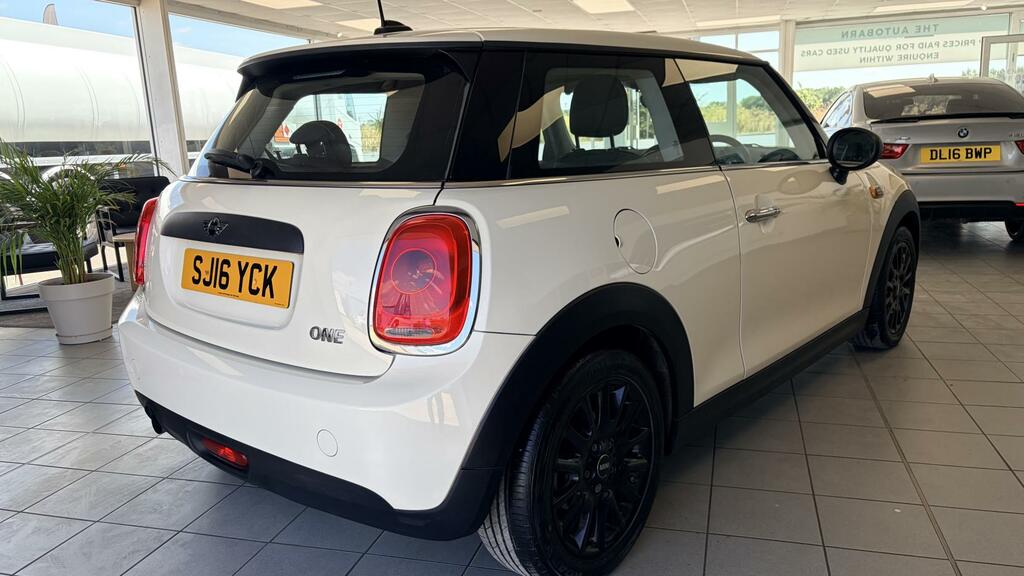 Mini Hatch 1.2 One Hatchback Euro 6 S S White #5