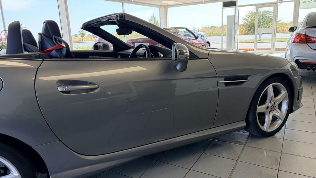 Mercedes-Benz SLK 2.2L 2.1 Cdi Amg Sport Convertible G-tr Black #8