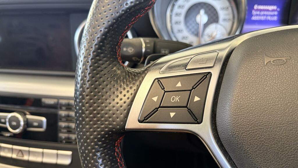 Mercedes-Benz SLK 2.2L 2.1 Cdi Amg Sport Convertible G-tr Black #26
