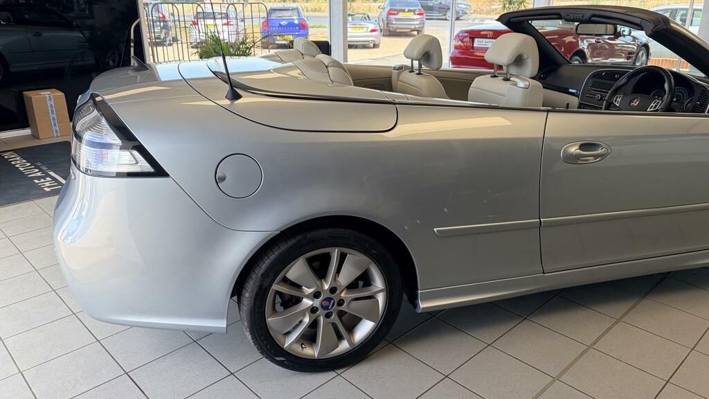 Saab 9-3 1.9 Tid Vector Sport Convertible E Silver #5