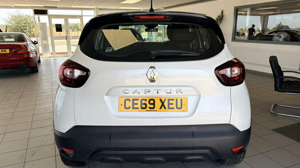 Renault Captur 0.9 Tce Energy Play Suv Euro 6 CE69XEU White #3