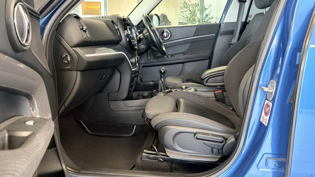 Mini Countryman 2.0 Cooper S Black #17