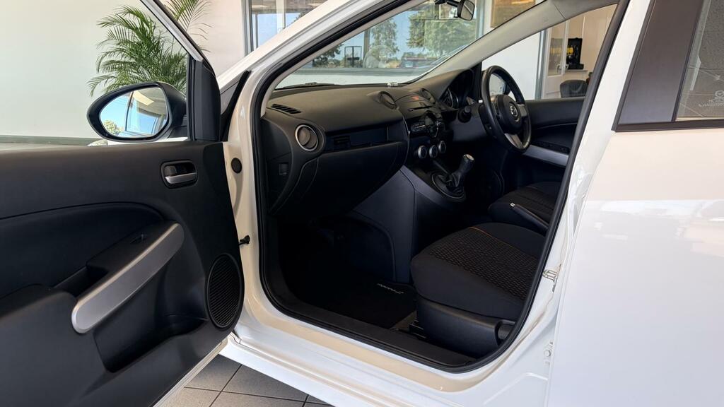 Mazda 2 1.5 Sport Euro 5 Red #14