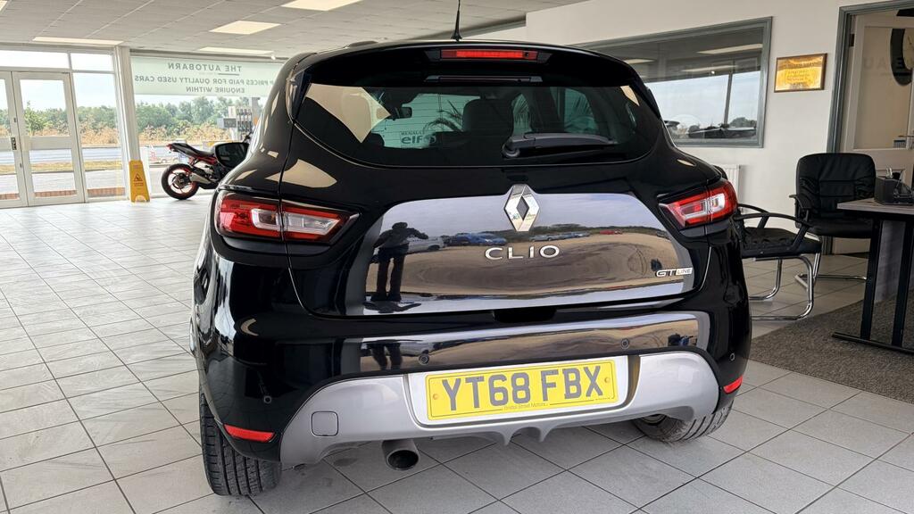 Renault Clio Gt Line Black #3