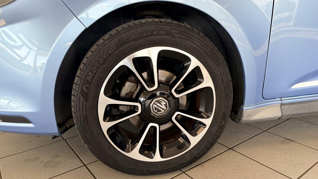 MG MG3 1.5 Vti-tech 3Form Sport Euro 6 S S Red #9